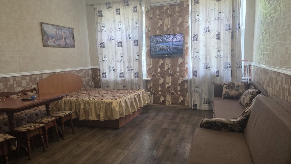 Орендувати квартиру за адресою Николаївська дорога, 259 на Findly.com.ua Квартира на Николаївська дорога, 259, ID 360028, фото №1