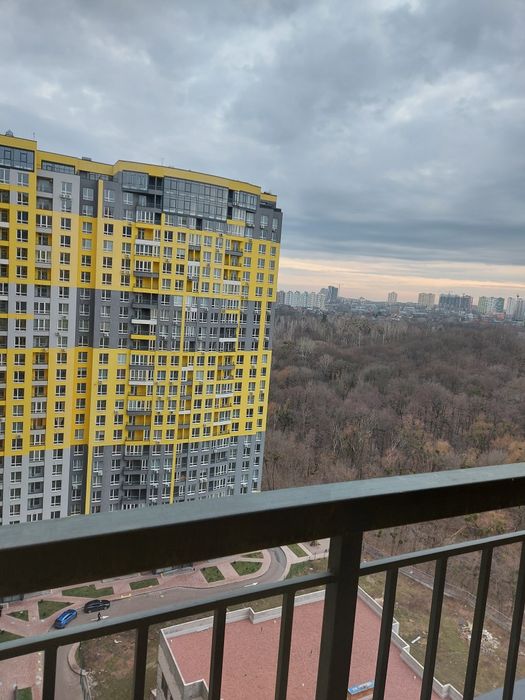 Купити квартиру за адресою вул. Кадетський гай, 10 в Київ на Findly.com.ua Квартира на вул. Кадетський гай, 10 в Київ, ID 190096, фото №1