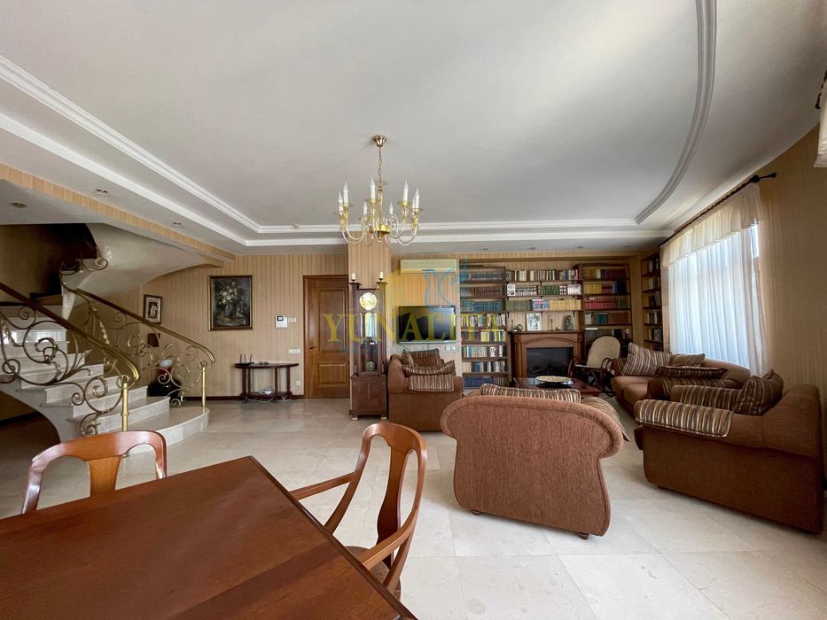 Квартира на Нестеровский пер. 6 в Київ, ID 200295, фото №1