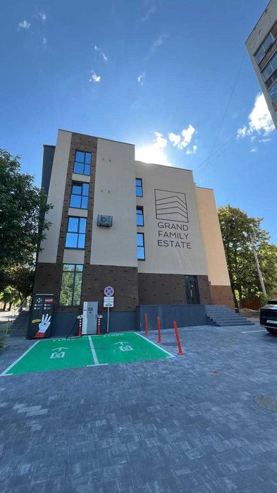 Купити квартиру за адресою вул. Грушевського, 18/1 в Дніпро на Findly.com.ua Квартира на вул. Грушевського, 18/1 в Дніпро, ID 269008, фото №1