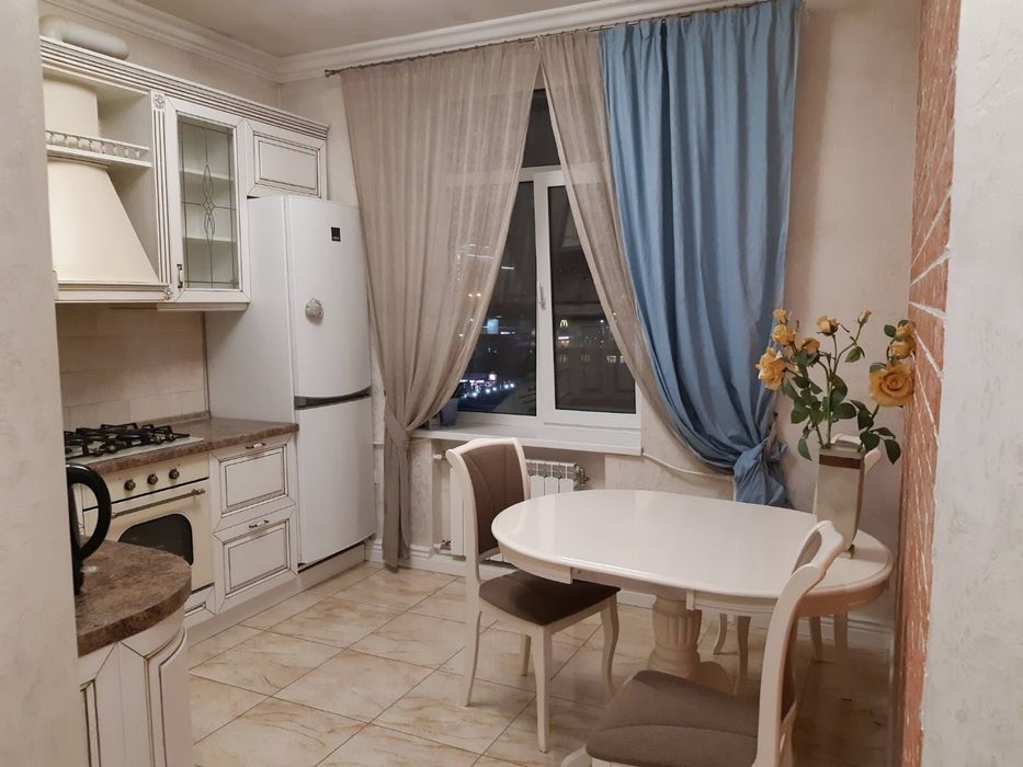 Орендувати квартиру за адресою вул. Бажова, 15 в Київ на Findly.com.ua Квартира на вул. Бажова, 15 в Київ, ID 262797, фото №1