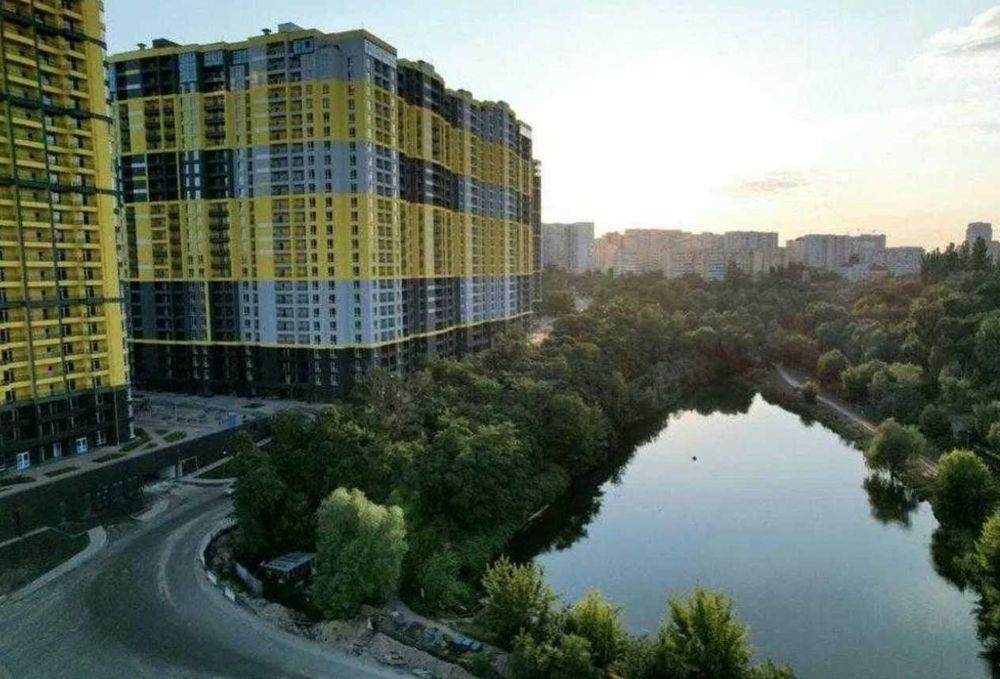 Купити квартиру за адресою вул. Кадетський Гай, 10 в Київ на Findly.com.ua Квартира на вул. Кадетський Гай, 10 в Київ, ID 248876, фото №1
