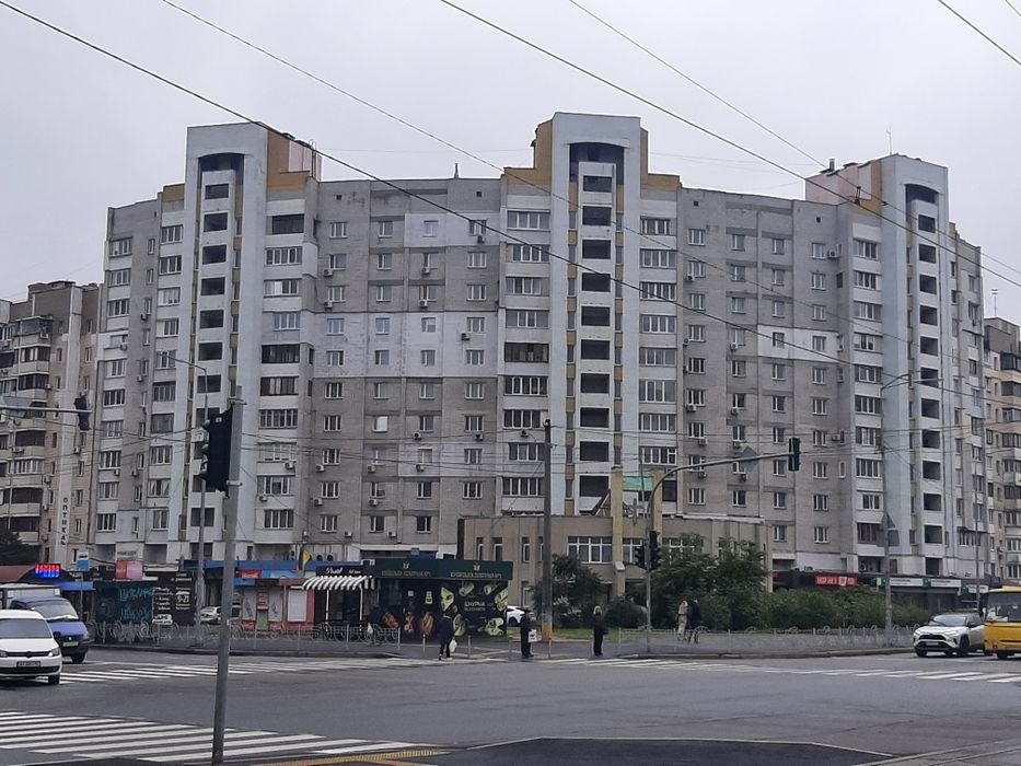 Орендувати квартиру за адресою вул. Ахматової Анни, 9/18 в Київ на Findly.com.ua Квартира на вул. Ахматової Анни, 9/18 в Київ, ID 180108, фото №1