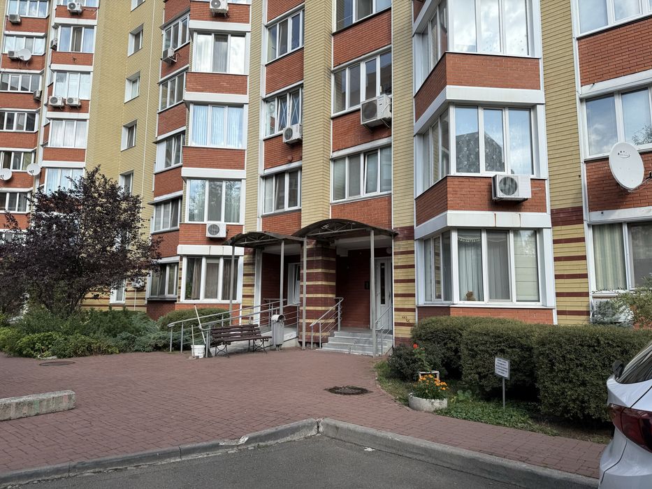 Орендувати квартиру за адресою вул. Салютна, 1-Б в Київ на Findly.com.ua Квартира на вул. Салютна, 1-Б в Київ, ID 315462, фото №1