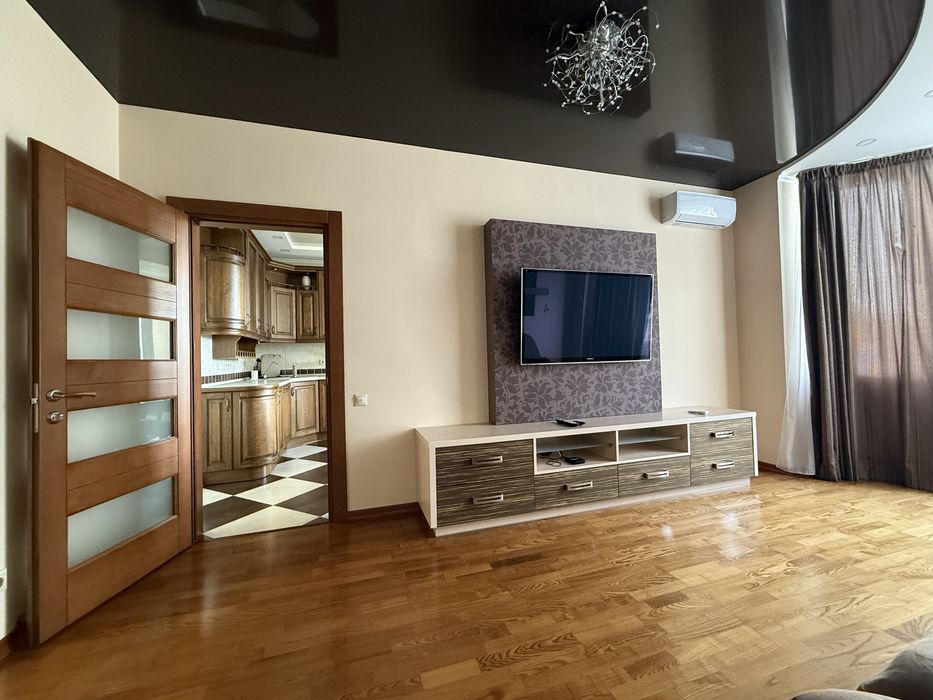Квартира на вул. Салютна, 1-Б в Київ, ID 315462, фото №2