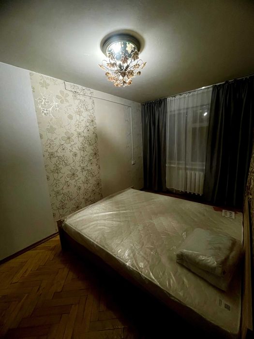 Орендувати квартиру за адресою вул. Воробйова, 20 на Findly.com.ua Квартира на вул. Воробйова, 20, ID 271073, фото №1