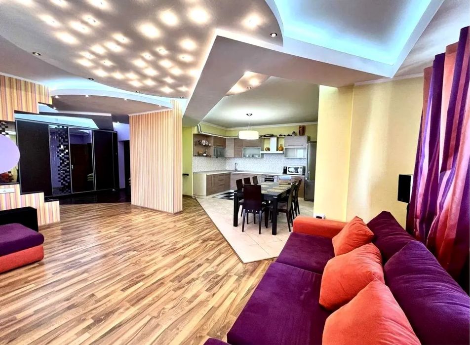 Квартира на вул. Анни Ахматової, 13 в Києві, ID 296586, фото №1