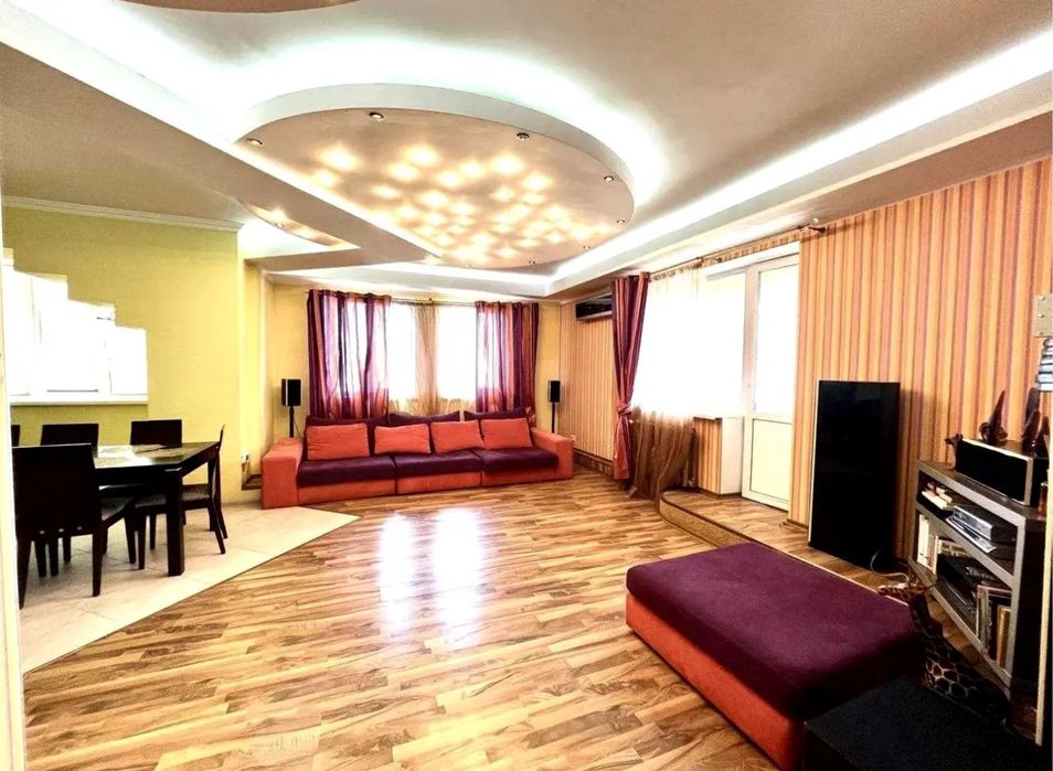 Квартира на вул. Анни Ахматової, 13 в Києві, ID 296586, фото №2