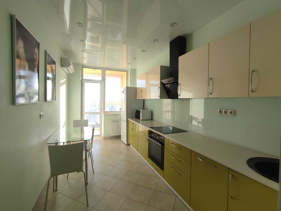 Квартира на вул. Драгоманова, 2Б в Києві, ID 215147, фото №1