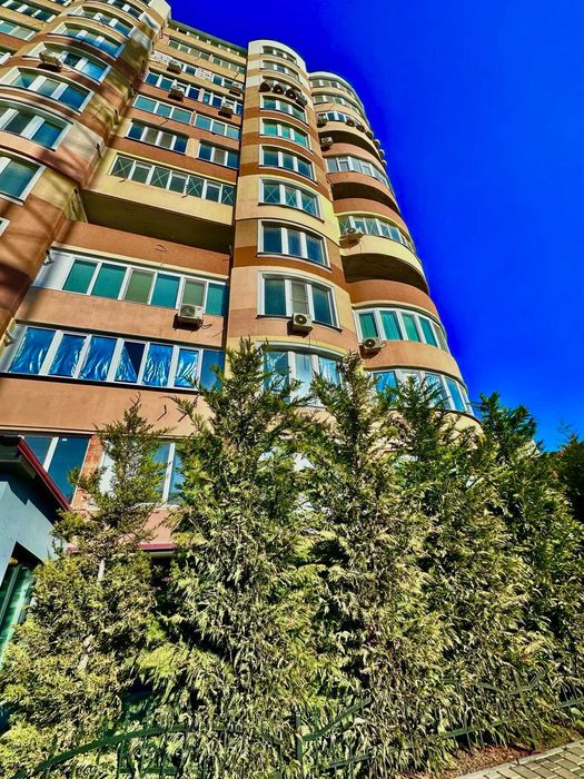 Квартира на вул. Зоопаркова, ID 355855, фото №1