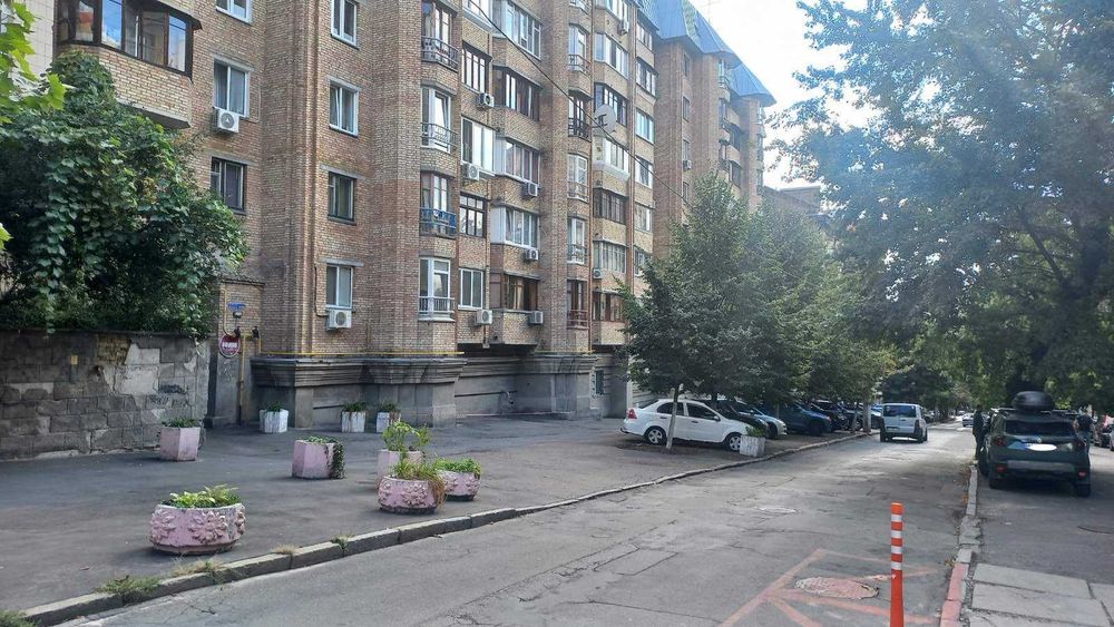 Квартира на вул. Кониського, 64-68 в Києві, ID 188010, фото №1