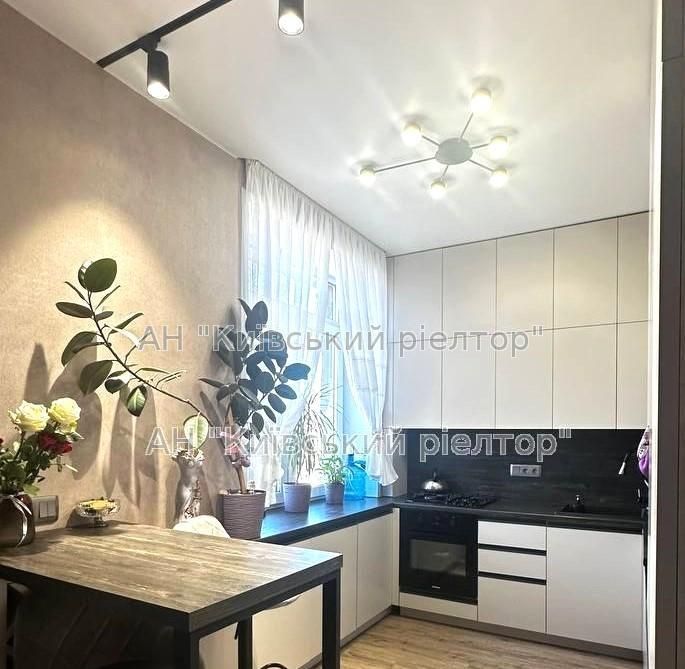 Квартира на вул. Пасхаліна, 4/6 в Києві, ID 178454, фото №1