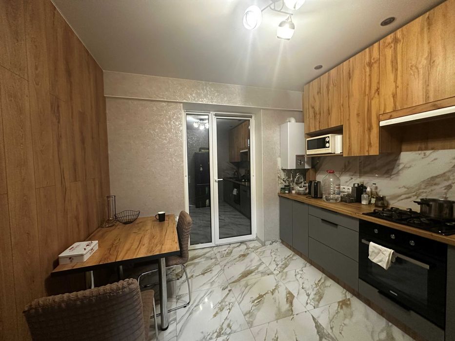 Квартира на вул. Инглези, ID 369565, фото №1