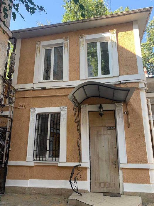 Купити квартиру за адресою вул. Пироговська в Одеса на Findly.com.ua Квартира на вул. Пироговська в Одеса, ID 278904, фото №1