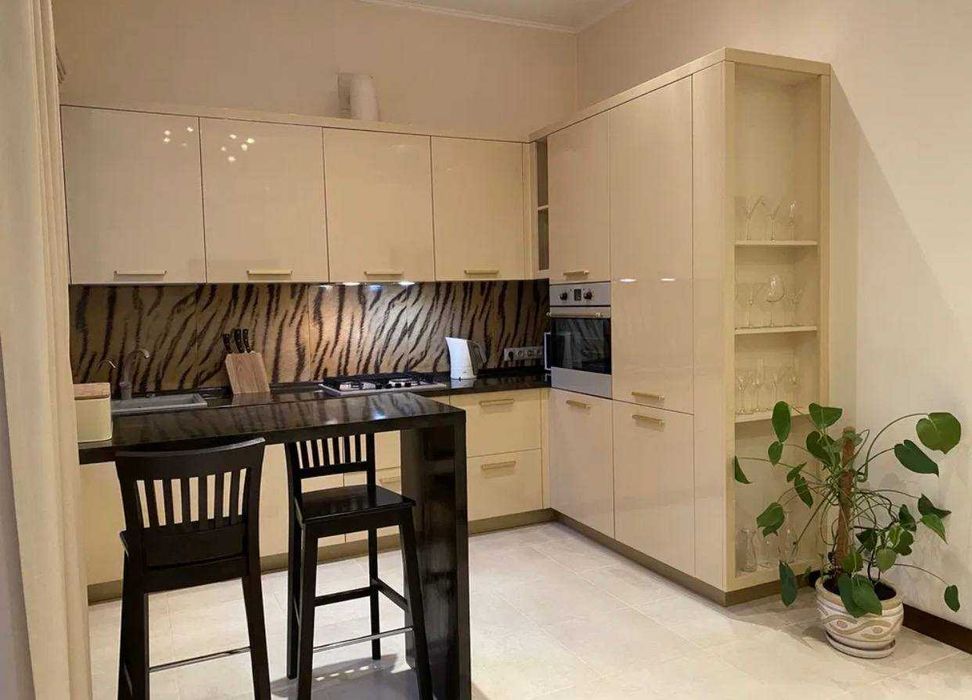 Квартира на вул. Олеся Гончара, 37а, ID 315844, фото №1