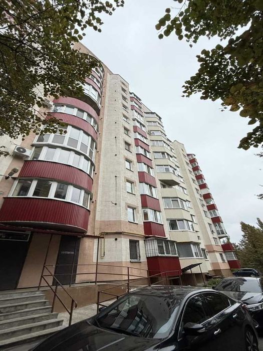 Купити квартиру за адресою вул. Героїв України, 4 на Findly.com.ua Квартира на вул. Героїв України, 4, ID 181939, фото №1
