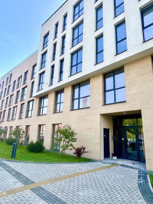 Купити квартиру за адресою вул. Б. Хмельницького, 116 на Findly.com.ua Квартира на вул. Б. Хмельницького, 116, ID 185353, фото №1