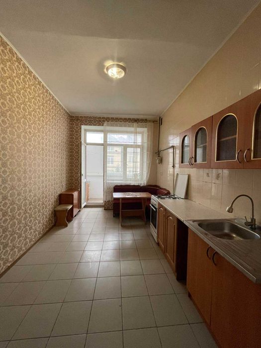 Купити квартиру за адресою вул. Є. Чекаленка в Одеса на Findly.com.ua Квартира на вул. Є. Чекаленка в Одеса, ID 164146, фото №1