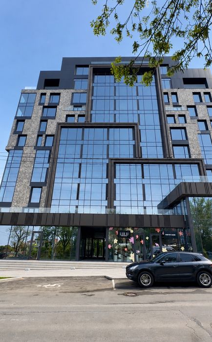 Купити квартиру за адресою вул. Щербанюка на Findly.com.ua Квартира на вул. Щербанюка, ID 220333, фото №1
