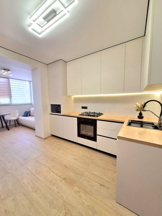 Купити квартиру за адресою вул. Святошенська, 52 в Київ на Findly.com.ua Квартира на вул. Святошенська, 52 в Київ, ID 306957, фото №1