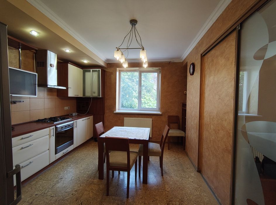Квартира на біля Драмтеатру в Івано-Франківськ, ID 174968, фото №4