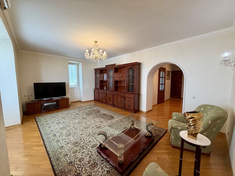 Квартира на вул. Бульвар Верховної Ради, 21-а в Києві, ID 208011, фото №4