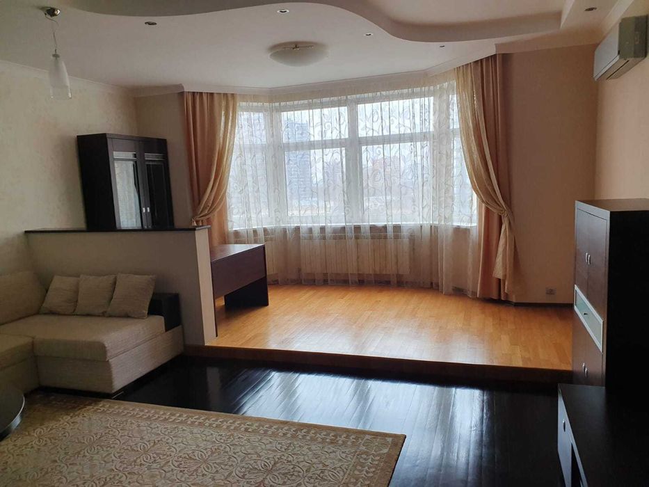 Квартира на вул. Коновальця, 32Б, ID 215153, фото №1