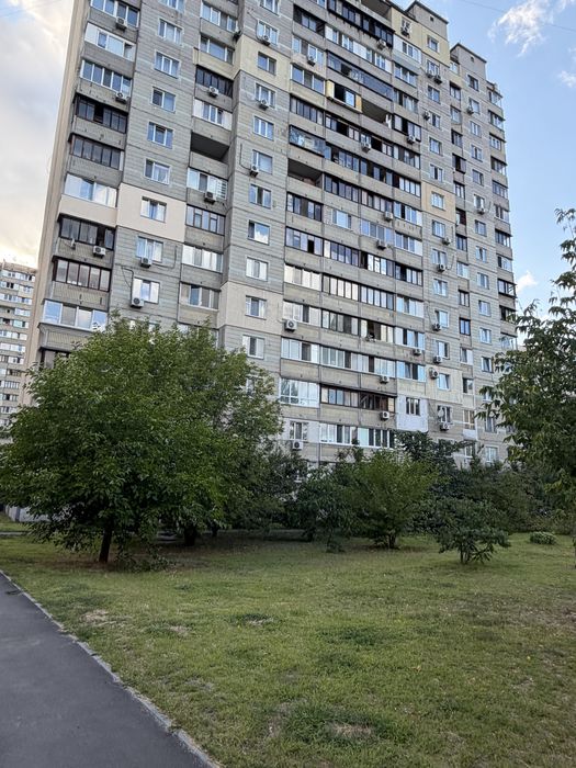 Квартира на вул. Лариси Руденко, 13 в Києві, ID 217967, фото №1
