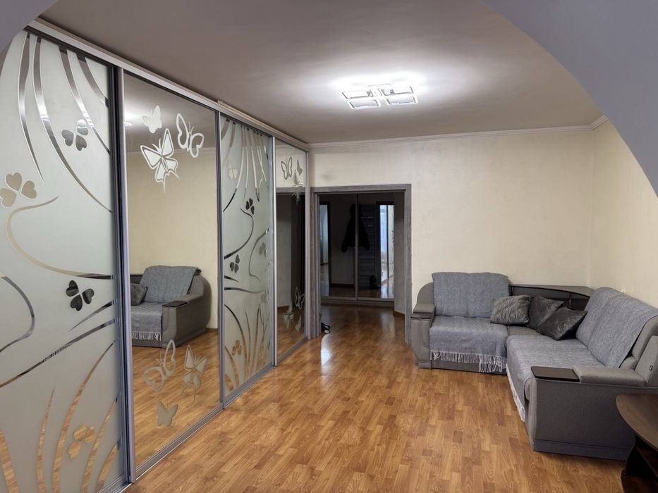 Квартира на До метро 15 хвилин пішки, ID 251400, фото №1