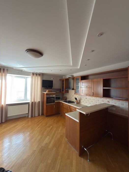 Квартира на в центрі Луцька в Луцьк, ID 262429, фото №2