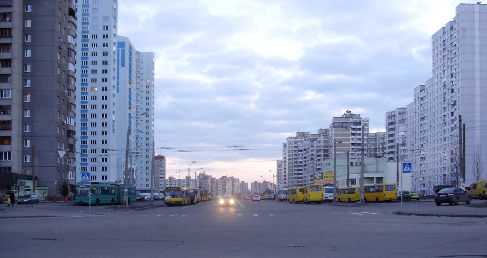 Купити квартиру за адресою просп. Червоної Калини, 8В на Findly.com.ua Квартира на просп. Червоної Калини, 8В, ID 425169, фото №1