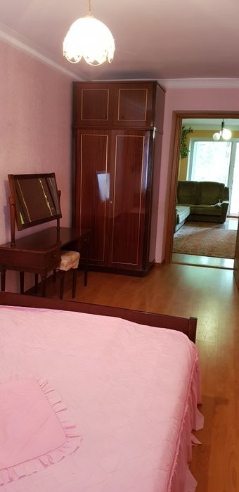 Квартира на біля метро Металлург в Кривий Ріг, ID 279423, фото №2