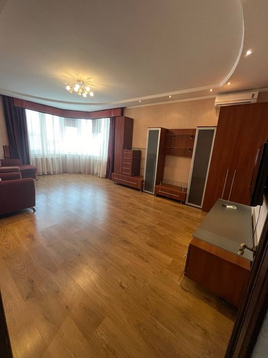 Квартира на вул. Олени Пчілки в Києві, ID 279560, фото №1