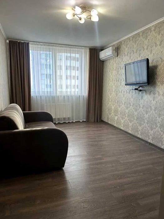 Квартира на біля метро Харківська в Києві, ID 285870, фото №1