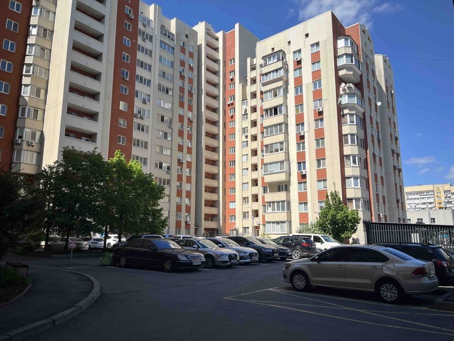 Орендувати квартиру за адресою Кадетский Гай, 3 в Київ на Findly.com.ua Квартира на Кадетский Гай, 3 в Київ, ID 316068, фото №1