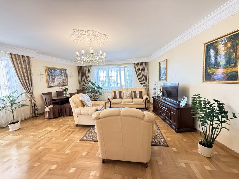 Квартира на вул. Срібнокільська, 12 в Києві, ID 295735, фото №1