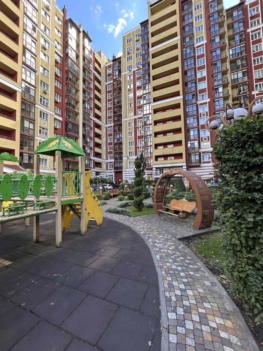 Купити квартиру за адресою вул. Українська, 83-Б в Київ на Findly.com.ua Квартира на вул. Українська, 83-Б в Київ, ID 323803, фото №1