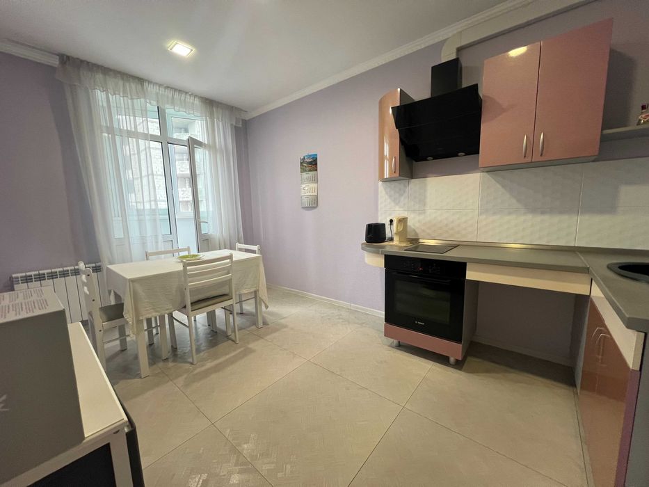 Квартира на біля метро Бориспільська в Київ, ID 323678, фото №2