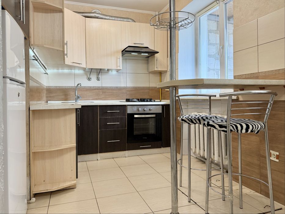 Купити квартиру за адресою вул. Паркова, 8 в Рівне на Findly.com.ua Квартира на вул. Паркова, 8 в Рівне, ID 320653, фото №1