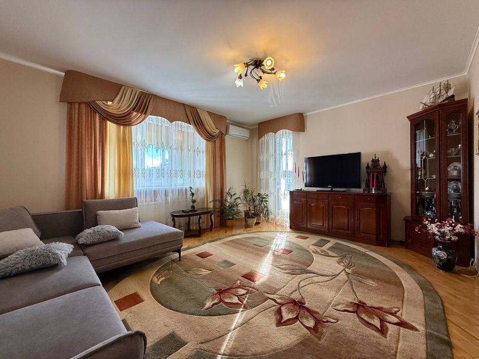 Квартира на вул. Степана Бандери, 10В в Івано-Франківськ, ID 320614, фото №1