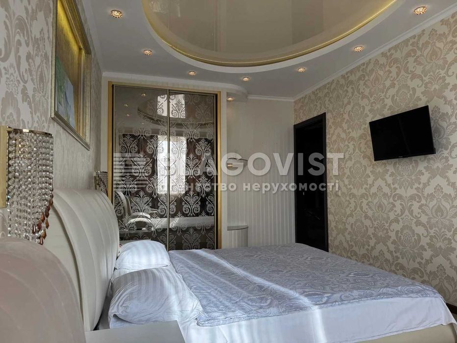 Квартира на вул. Срібнокільська, 12 в Київ, ID 320415, фото №1