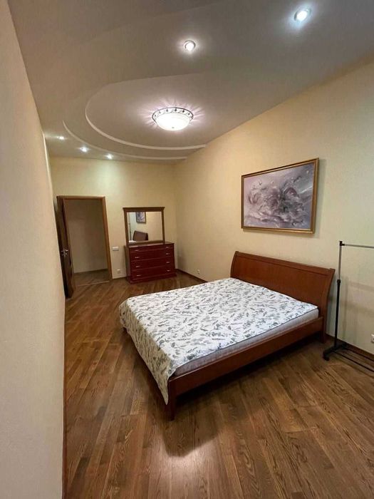 Квартира на вул. Старонаводницька, 6Б в Київ, ID 316477, фото №1