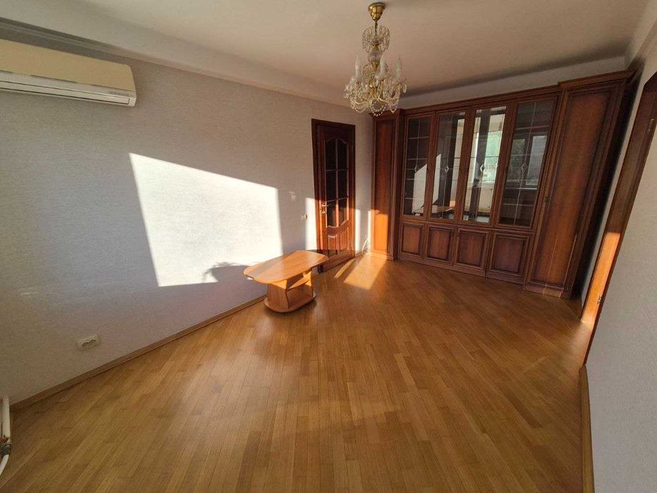 Квартира на вул. Ісаакяна, 2 в Київ, ID 325848, фото №1