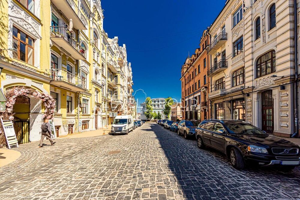 Квартира на вул. Андріївський узвіз, 2-Б в Київ, ID 330365, фото №1