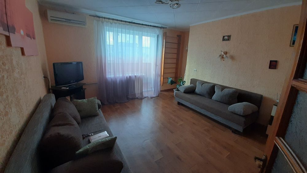 Орендувати квартиру за адресою вул. Паркова, 36 на Findly.com.ua Квартира на вул. Паркова, 36, ID 337763, фото №1