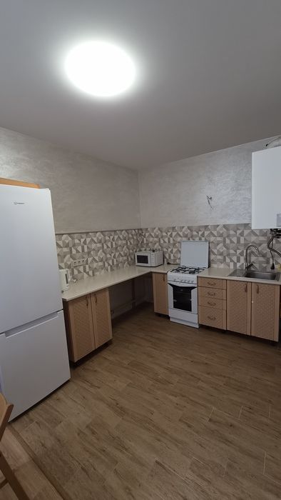 Купити квартиру за адресою вул. Ломоносова, 40 в Київ на Findly.com.ua Квартира на вул. Ломоносова, 40 в Київ, ID 346544, фото №1