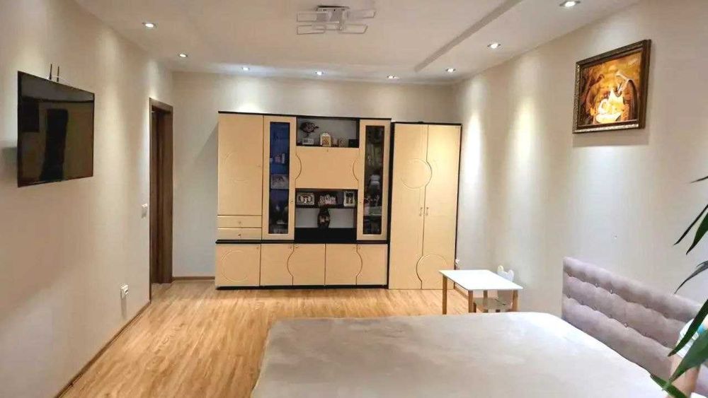 Квартира на вул. Симоненка в Івано-Франківськ, ID 341187, фото №2