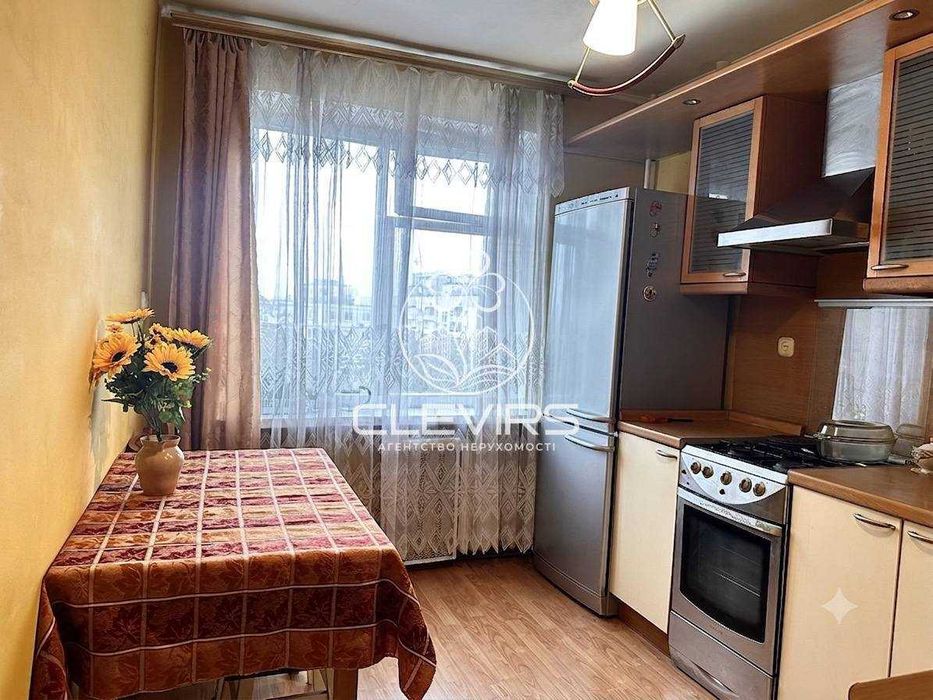 Купити квартиру за адресою вул. Шовкуненка, 5 на Findly.com.ua Квартира на вул. Шовкуненка, 5, ID 373932, фото №1