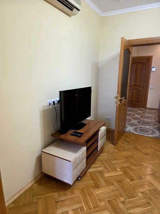 Квартира на біля метро Житомирська в Києві, ID 359388, фото №2