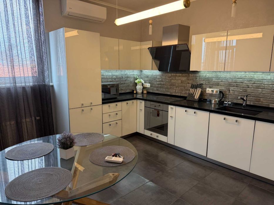 Квартира на вул. Драгоманова, 2б, ID 354638, фото №1